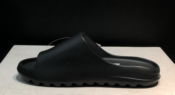 Yeezy Slide Black (Without Shoe Box)