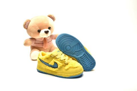 Kids Nike SB Dunk Low Grateful Dead Bears Yellow